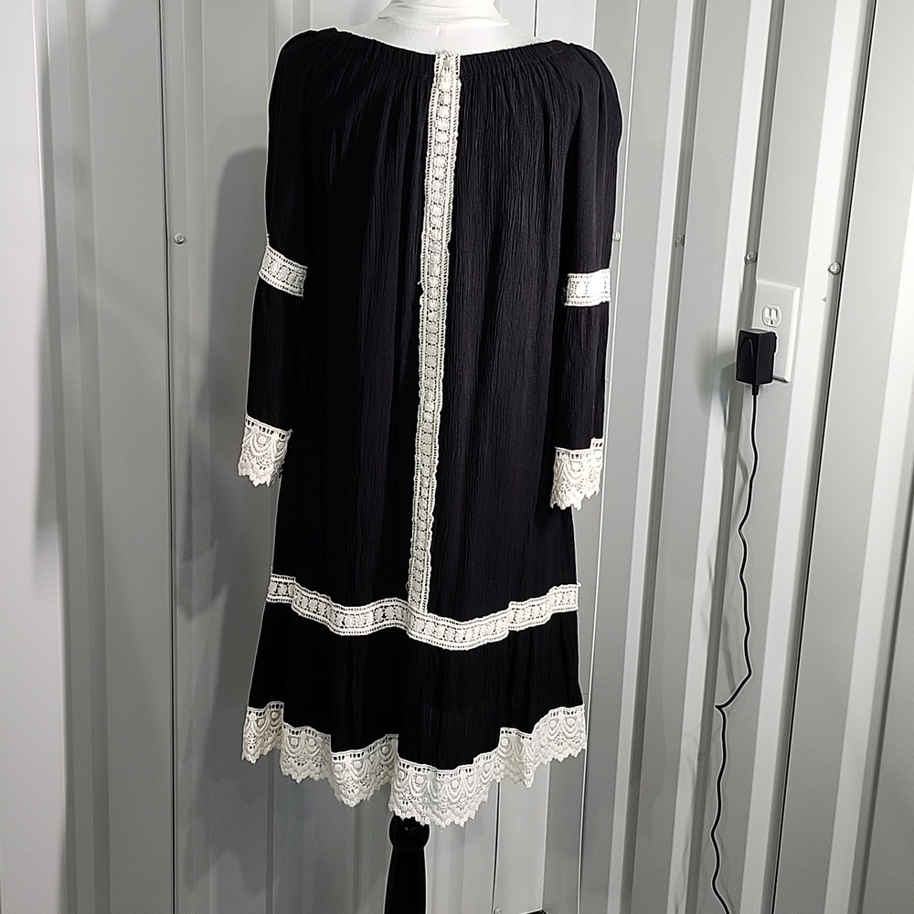 Karen Kane Women's Garden Party Mixed Lace Dress Black Off White Lace Size Med - Picture 3 of 7